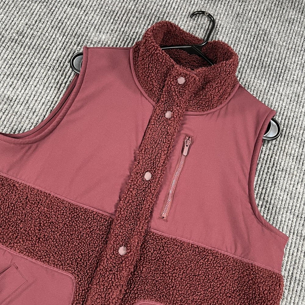 FLX‎ Vest Mens Medium Burgundy Sherpa Fleece Zip Pockets High Collar Outdoor
